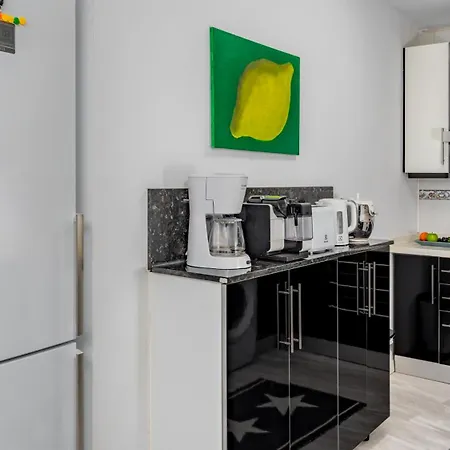 Apartman Seaside Bliss: 3 Bedroom With A View *