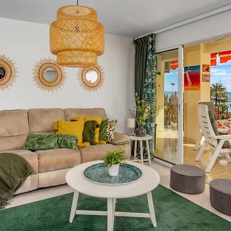 Apartment Seaside Bliss: 3 Bedroom With A View *